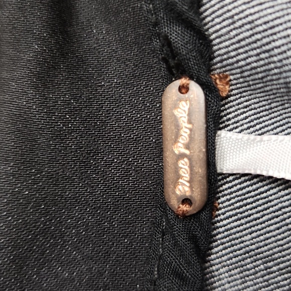 Free People Classic Black Denim Pencil Skirt NWT Size 2 - Picture 7 of 8